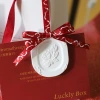 Cultural and creative aromatherapy candle gift box, high-end aromatherapy essential oil home fragrance pendant set, souvenir gift for others Application Scenario